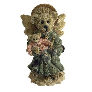 Boyds Bears & Friends Style #2286 Zoe the Angel of Life Figurine Collection